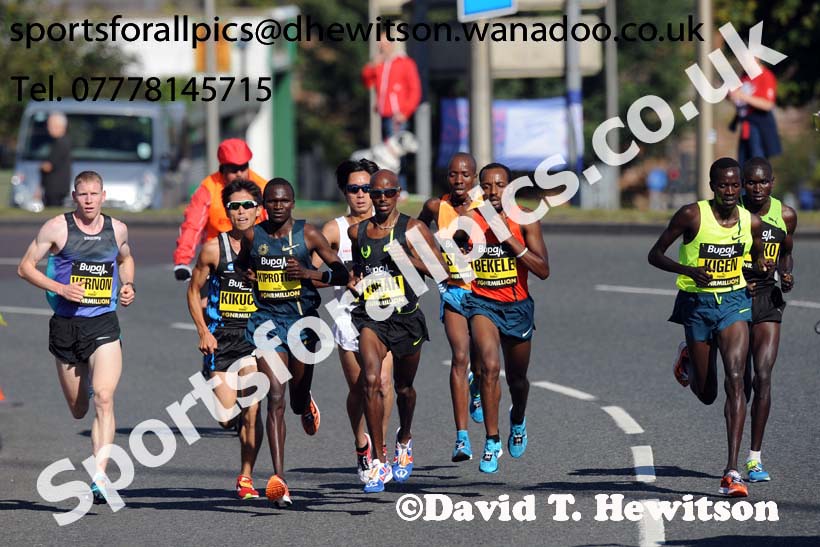 Leading men in the 2014 BUPA Great North Run. Photo: David T. Hewitson/Sports for All Pics